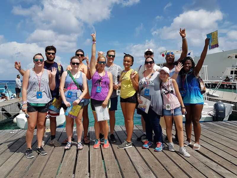 Amazing Cozumel Race: Scavenger Hunt/Sightseeing Tour - Stop highlights you might hit: Local venues, a boat clue, and snacks