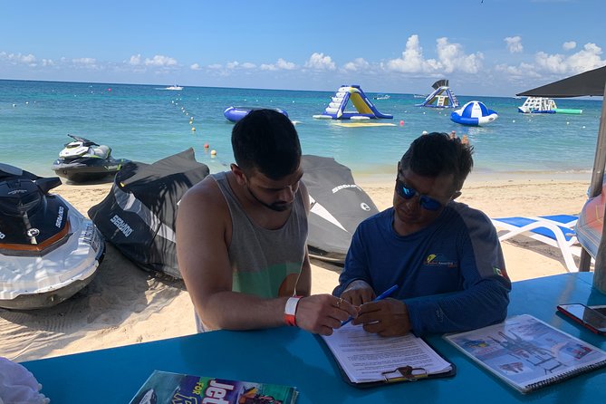 Best Jet Ski Cozumel + Locker - The ride zone and safety: what to expect on the water
