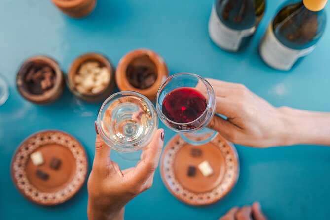 Chocolate Seaside Workshop & Wine Tasting - The chocolate workshop: Mayan steps you can taste in real time