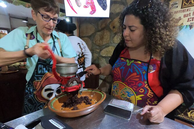Chocolate Tasting & mayan Presentation - Starting at La Monina in Centro (and why timing matters)