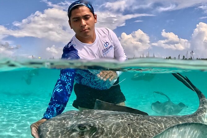 Colombia, Palancar & Cielo Cozumel Snorkel Tour - The Sandbar Finish: Drinks, Ceviche, and Ray-Watching