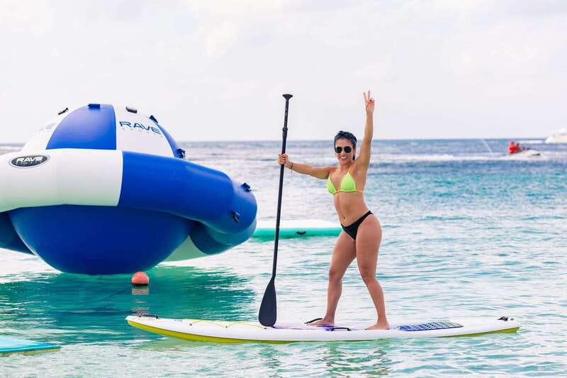 Cozumel: Best Day Pass at San Francisco Fun Beach Club - Food and drinks: budget it, because it adds up fast