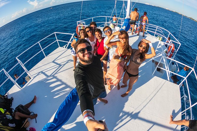 Cozumel Catamaran Snorkeling Tour & lunch® - El Cielo starfish sanctuary: what makes this stop different