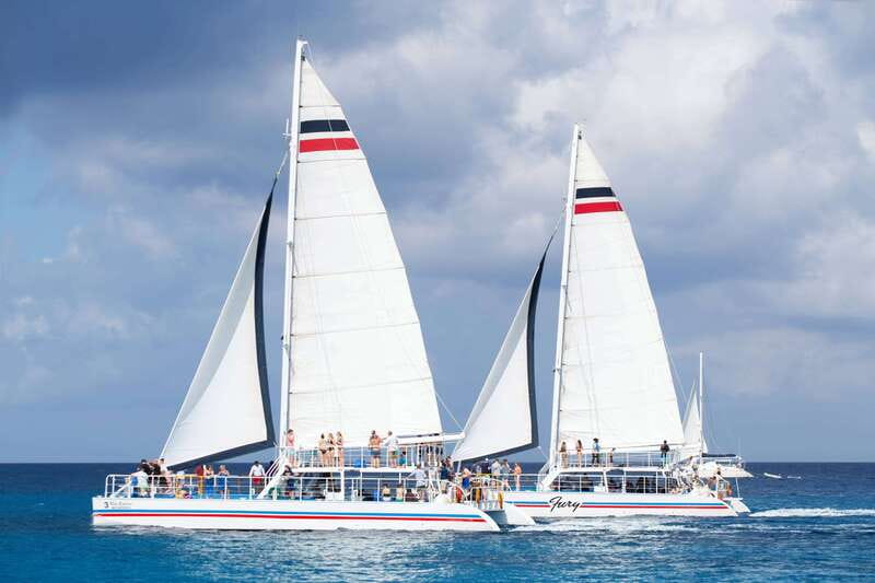 Cozumel: El Cielo, Palancar Reef, and Beach Party with Food - Two Marine-Park Stops in One 5-Hour Catamaran Ride