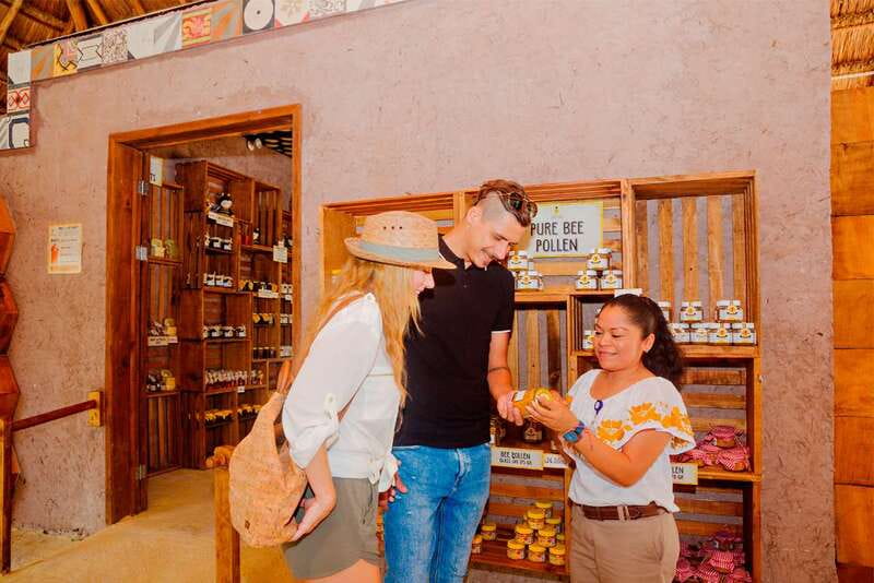 Cozumel: General Entrance to Mayan Bee Sanctuary - The short ceremony moment