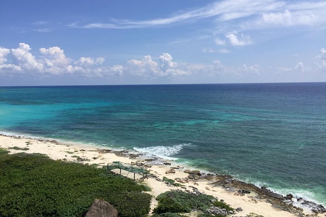 Cozumel Jeep and Snorkel Adventure with Lunch at Punta Sur Park - Lunch at the Beach Resort (and How to Handle the Tequila Detour)