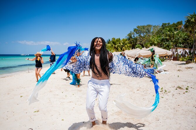 Cozumel: KUZÁ Beach Day, Buffet, Open Bar & Mexican Flavors Class - Unlimited Buffet and Standard Open Bar: Good Food, Follow the Clock