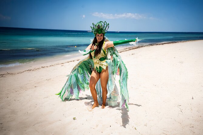 Cozumel: KUZÁ Beach Pass with Buffet, Open Bar & Activities - Unlimited buffet and open bar: where it shines and where it can slip