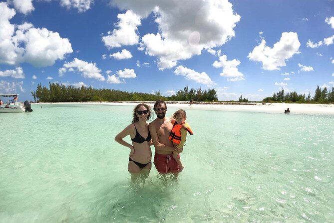Cozumel: Snorkeling to El Cielo & Cielito with drinks & Snack - Cielito stingray stop: drinks, snacks, and calm curiosity