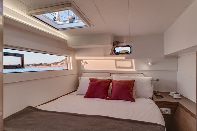 Deluxe Private Boats - 40 ft Catamaran - Playa El Cielo: electric-blue water and stingray potential