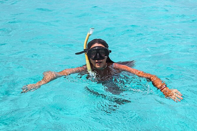 El Cielo Cozumel Snorkel Share Boat + Reefs + Food Drinks + Beach - El Cielito Cozumel: manta rays and that calm-pool feeling