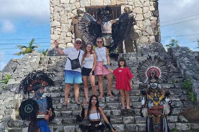 Experience Cozumel Historical Center Mayan and Beach Experience - Plaza Revolución: Shopping Without Turning It Into a Full-Day Errand