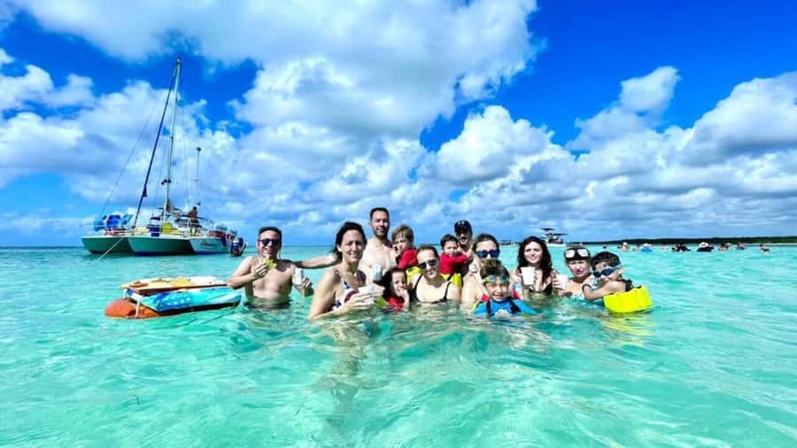 From Cozumel: El Cielo Beach by Catamaran Snorkeling Tour - Marina Asipona setup: how this 4-hour trip stays cruise-port friendly