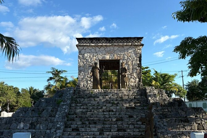 History walking - Foodie Cozumel tour - Getting Oriented in Cozumel (Fast, on Foot)