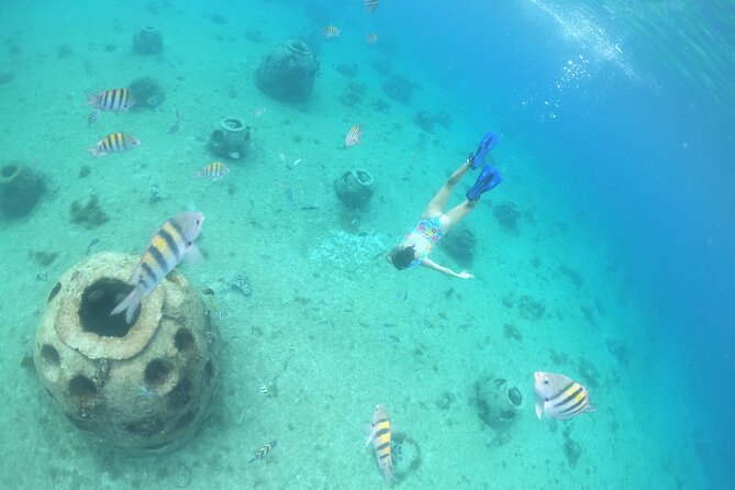 Invisible Boat Snorkeling Tour - Snorkeling Gear and When the Crew Encourages You to Stay Safe