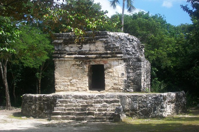 Mayan Ruins and Beach Time - Hacienda Antigua tequila tasting: quick stop, optional purchase