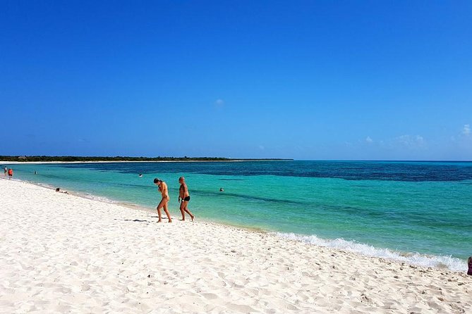 Private Jeep Excursion in Cozumel with Lunch and Snorkeling - El Mirador: Quick Photo Magic Without Ticket Hassles